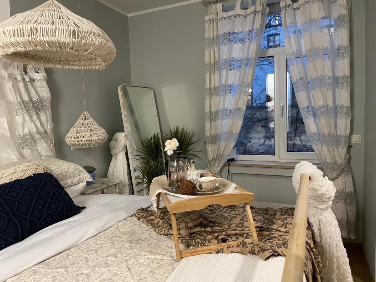 Pristine 1Br Apt In City Center W/ Patio And Parking Рига Екстер'єр фото