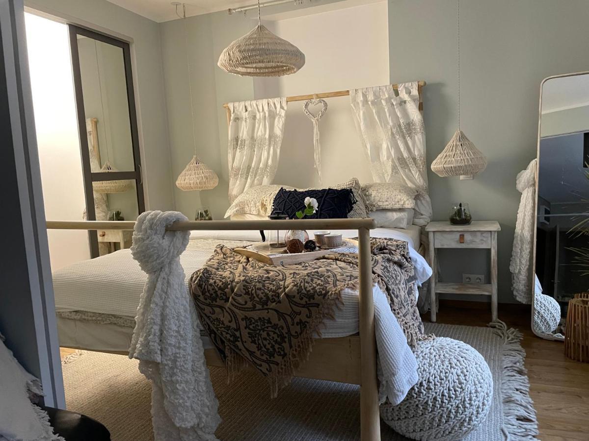 Pristine 1Br Apt In City Center W/ Patio And Parking Рига Екстер'єр фото