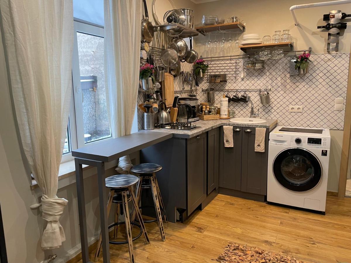 Pristine 1Br Apt In City Center W/ Patio And Parking Рига Екстер'єр фото