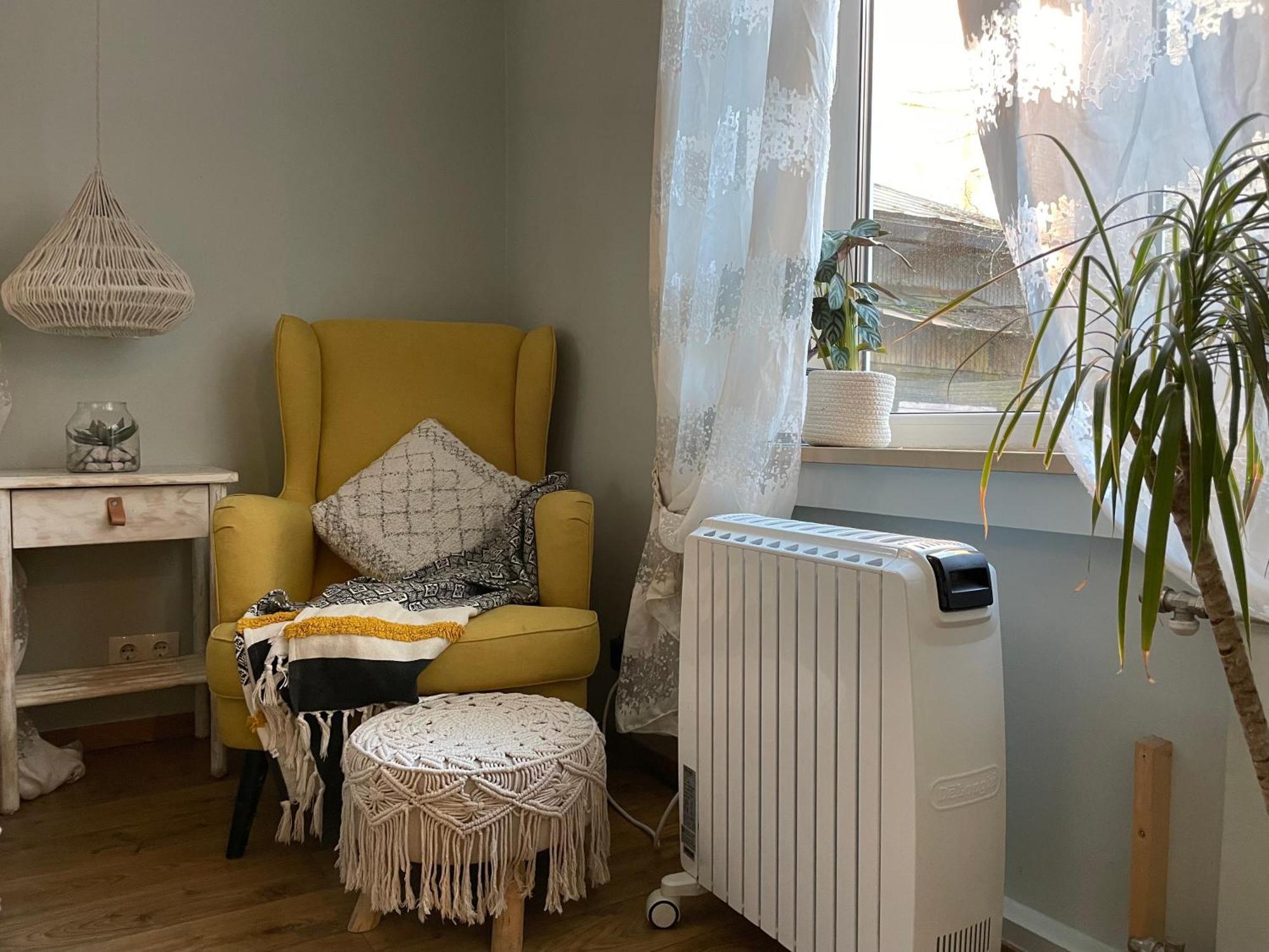 Pristine 1Br Apt In City Center W/ Patio And Parking Рига Екстер'єр фото